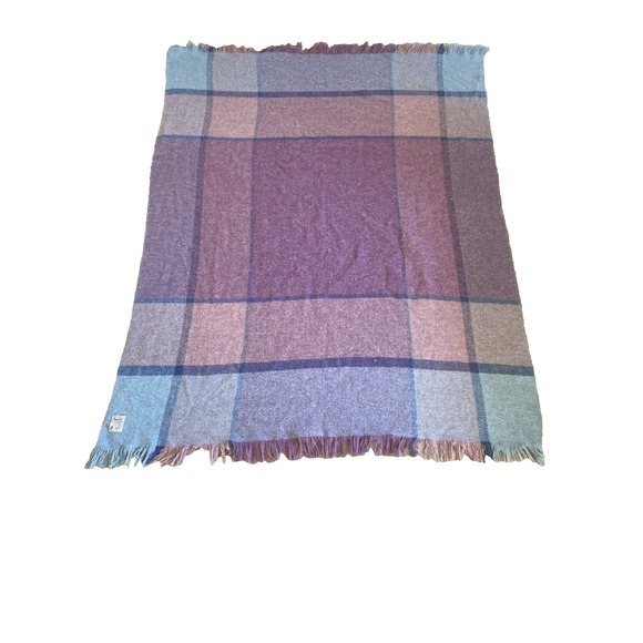 Vtg Avoca Handweavers Pink Purple Blue Plaid Irish Wool Blanket 67x50 Cottage - Picture 5 of 5
